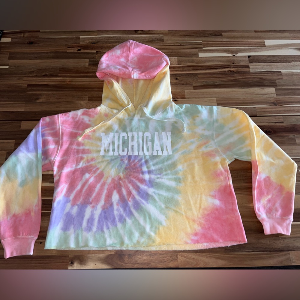 Michigan Tie Dye Cropped Hoodie Size Medium